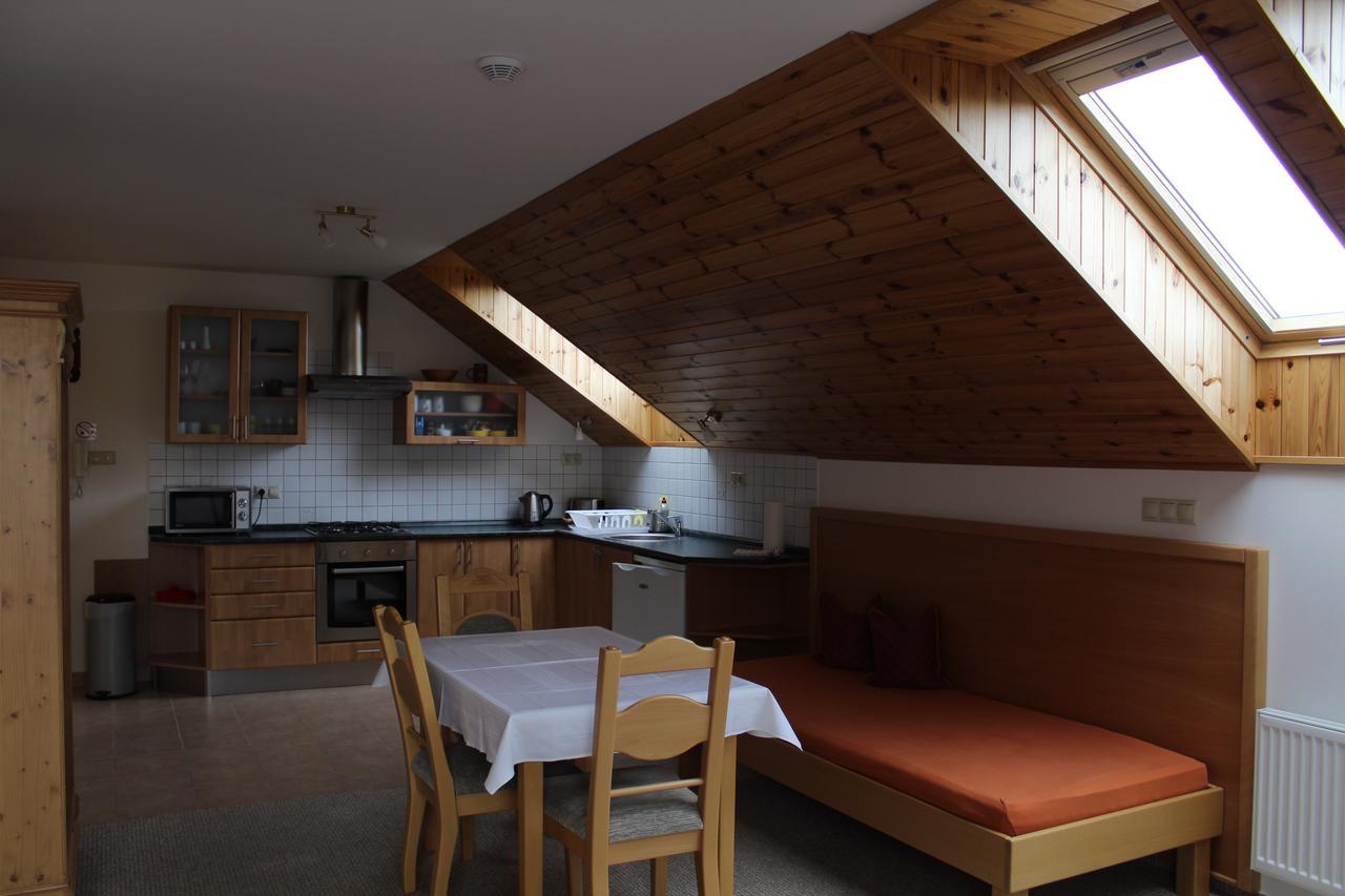 Apartmány Gráf Chýně Esterno foto