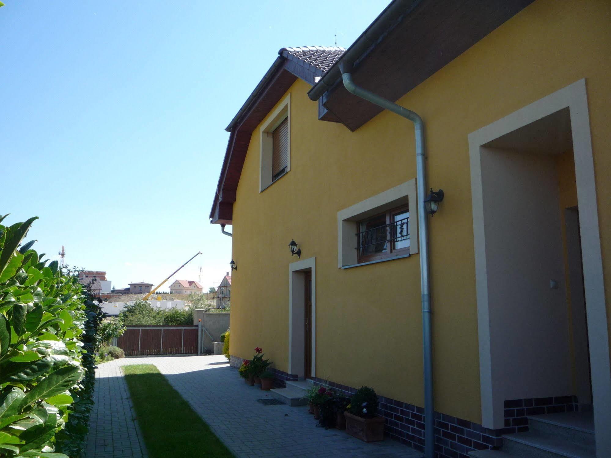 Apartmány Gráf Chýně Esterno foto