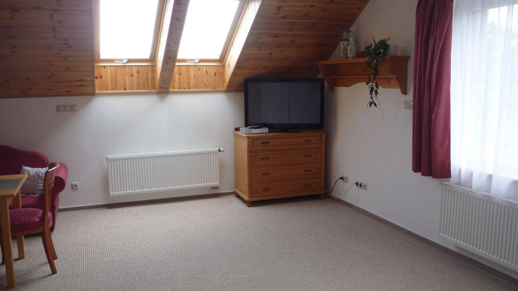 Apartmány Gráf Chýně Esterno foto